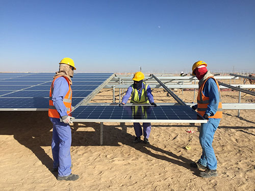 Benin lançou um novo projeto para a construção de quatro usinas solares de 50 MW cada
